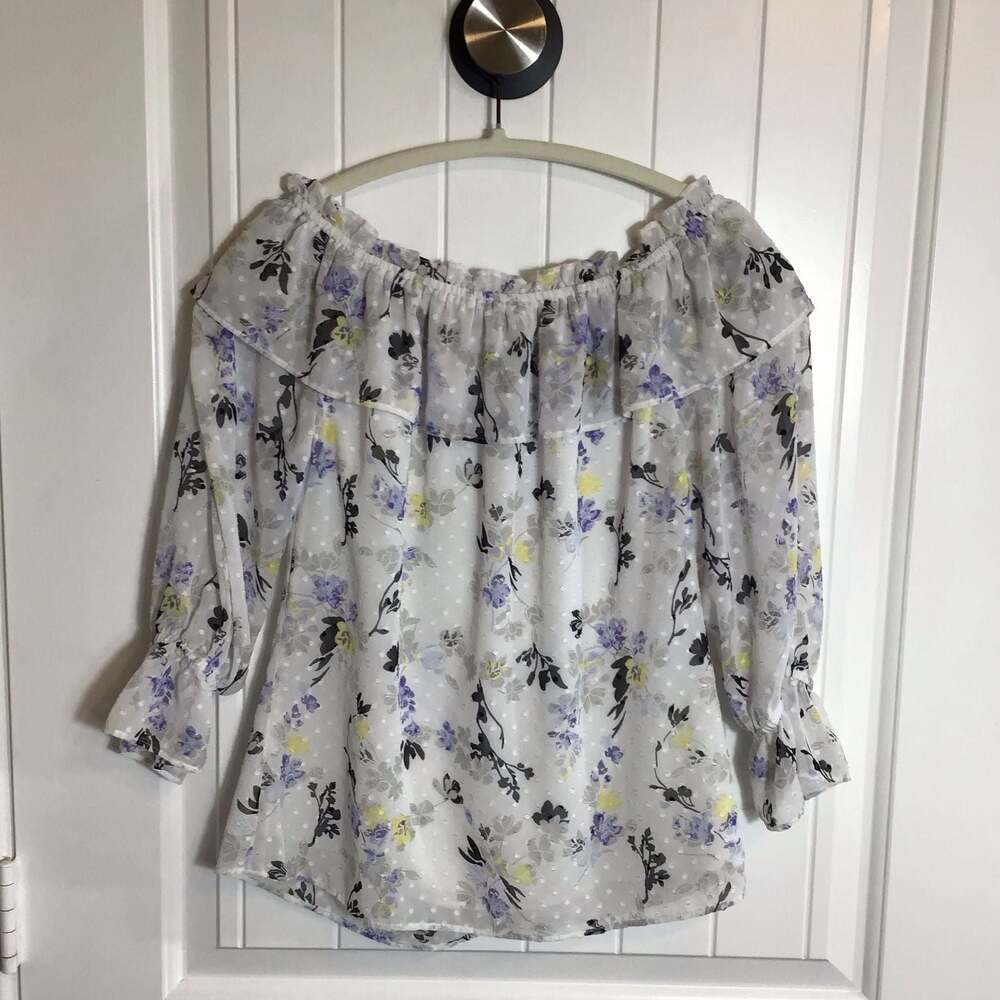 White House Black Market Floral Smocked Ruffle Blouse Top XXS Chic Classic